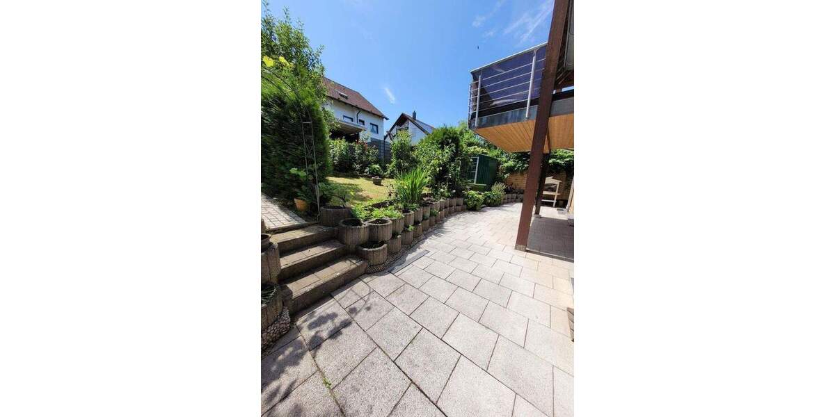 Mehrfamilienhaus, Wohnhaus Ostfildern Scharnhausen - 7 Zimmer, 258 m&sup2;, 990.000&euro; | Angebot:25724178