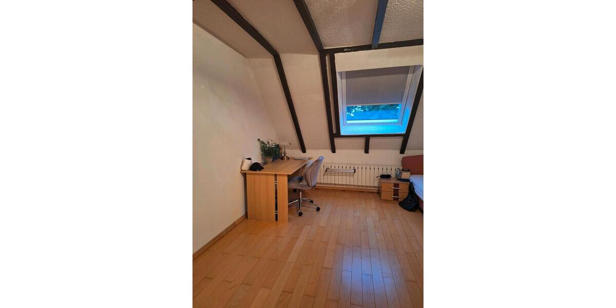 Dachgeschoßwohnung Pleidelsheim - 2.5 Zimmer, 55 m&sup2;, 995&euro; | Angebot:25225418