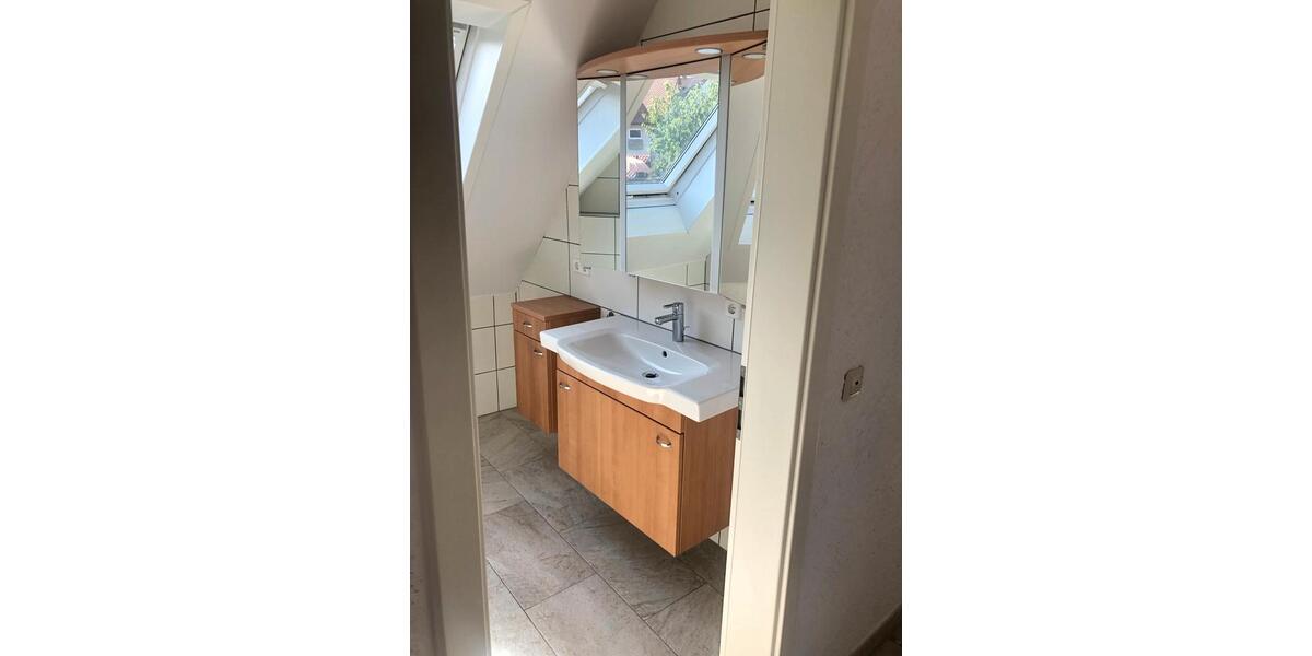 Dachgeschoßwohnung Bietigheim-Bissingen Bissingen - 3 Zimmer, 60 m&sup2;, 930&euro; | Angebot:27565734