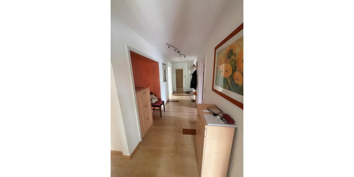 Dachgeschoßwohnung Stuttgart Fasanenhof-Ost - 4 Zimmer, 87 m&sup2;, 1.200&euro; | Angebot:27565813