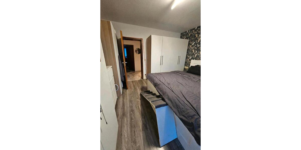Erdgeschoßwohnung Renningen - 4 Zimmer, 90 m&sup2;, 1.080&euro; | Angebot:25923498