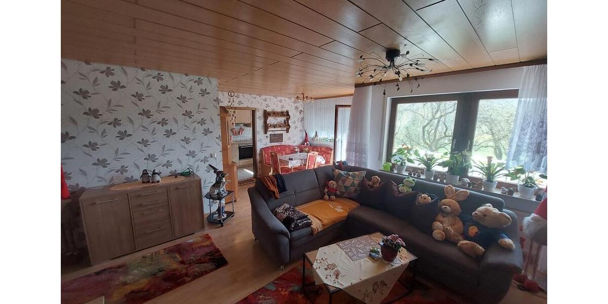 Etagenwohnung Allmersbach im Tal - 3.5 Zimmer, 69 m&sup2;, 295.000&euro; | Angebot:26049687