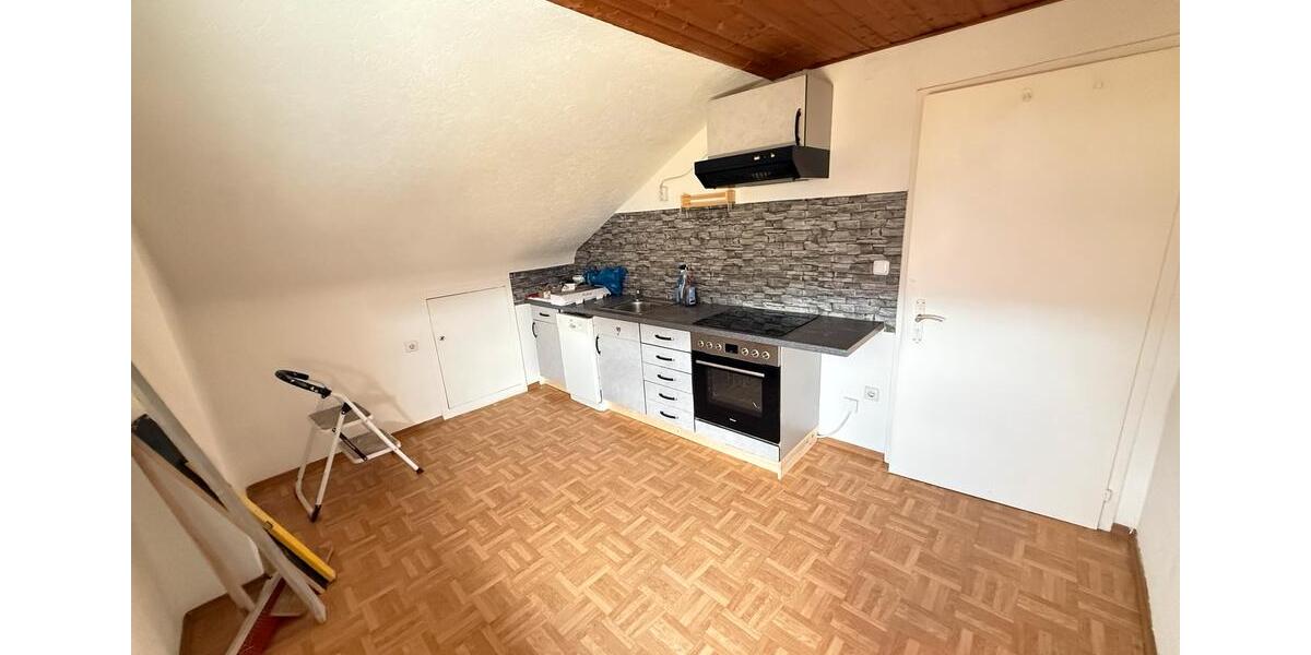Dachgeschoßwohnung Leutenbach - 2 Zimmer, 50 m&sup2;, 750&euro; | Angebot:27576408