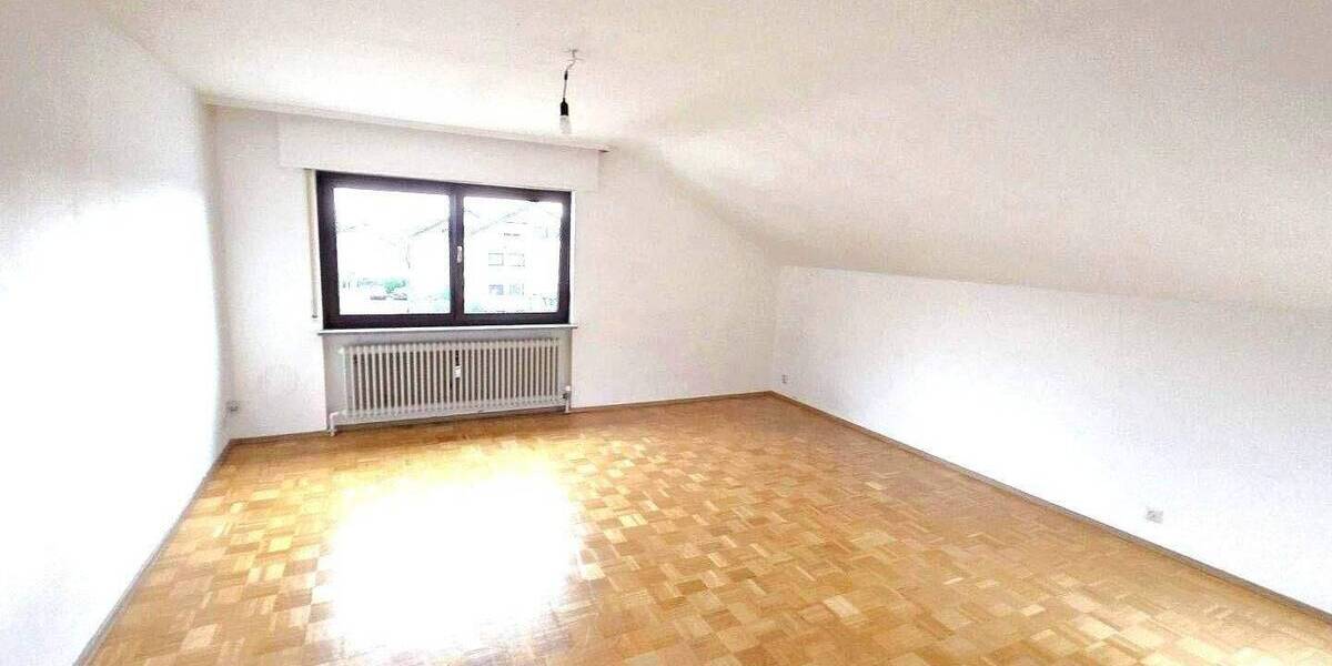 Etagenwohnung Stuttgart Bad Cannstatt - 3 Zimmer, 95 m&sup2;, 318.000&euro; | Angebot:26867183