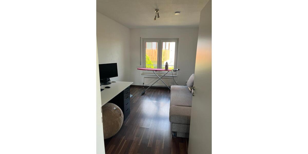 Hochparterre Brackenheim - 3.5 Zimmer, 84 m&sup2;, 325.000&euro; | Angebot:26337452