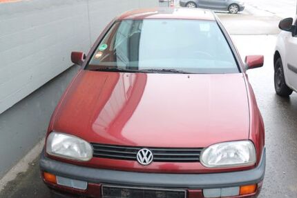 VW Golf 180.000 km 1.250 &euro; Neuhausen 73765