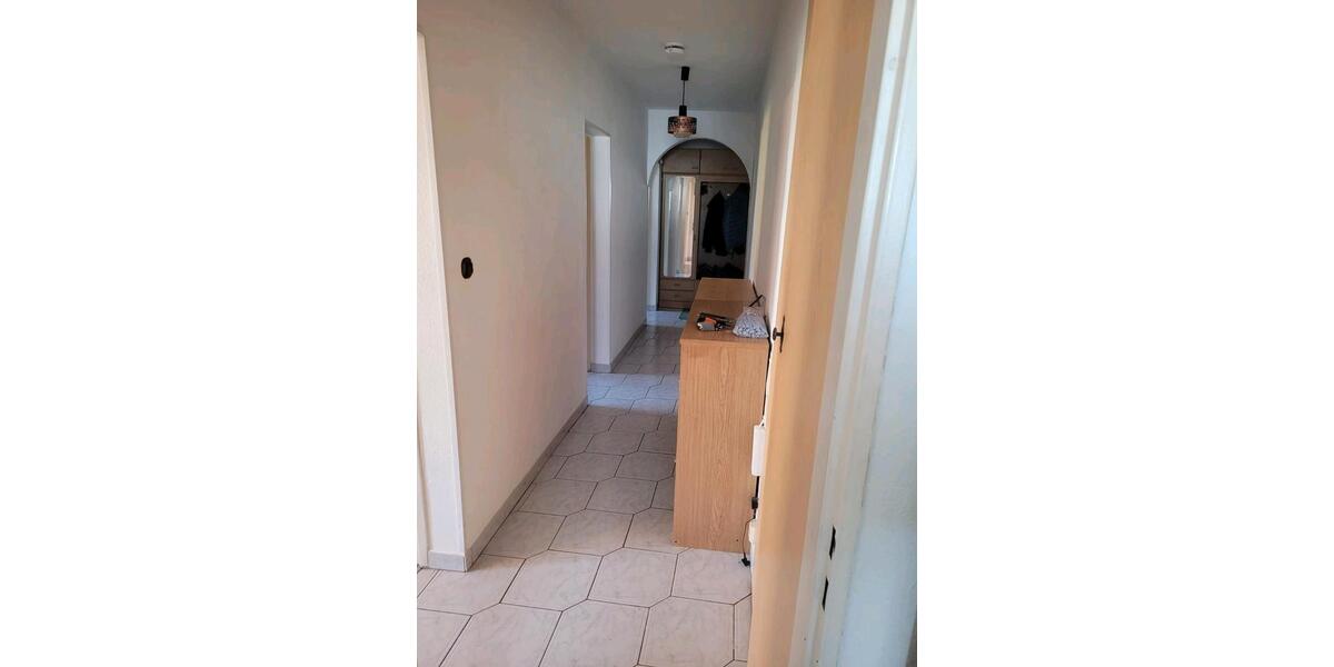 Etagenwohnung Böblingen Dagersheim - 3 Zimmer, 66 m&sup2;, 1.200&euro; | Angebot:25905680