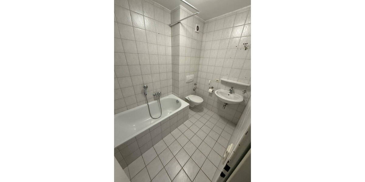 Etagenwohnung Friolzheim - 3 Zimmer, 67 m&sup2;, 238.000&euro; | Angebot:25957518