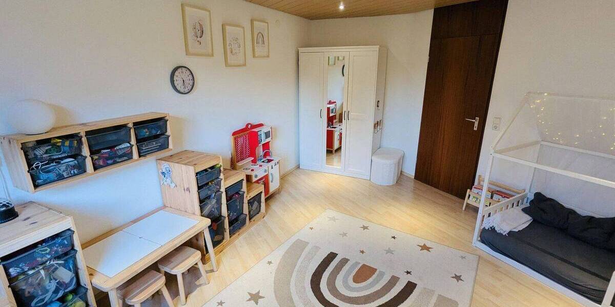 Etagenwohnung Böblingen Dagersheim - 4 Zimmer, 142 m&sup2;, 579.000&euro; | Angebot:26053454