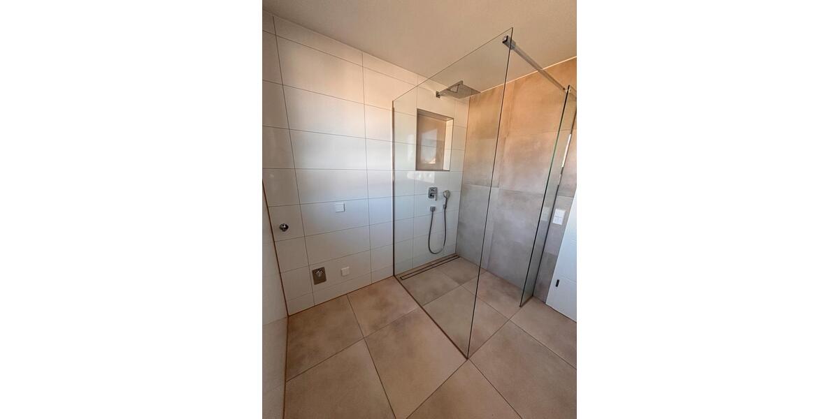 Dachgeschoßwohnung Sindelfingen Darmsheim - 2.5 Zimmer, 73 m&sup2;, 1.200&euro; | Angebot:25292934