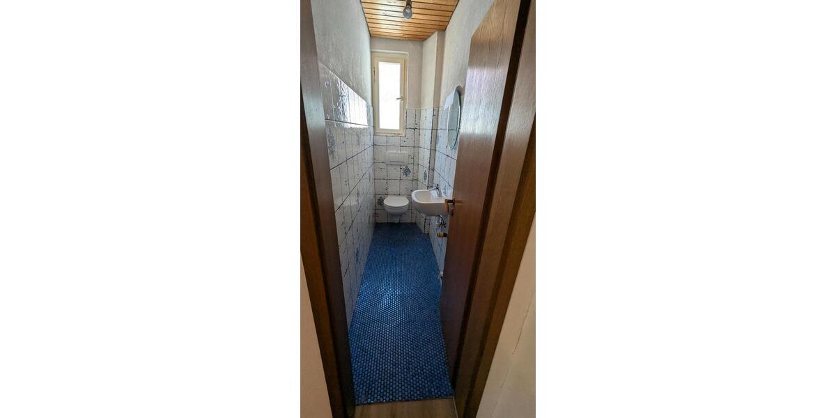 Etagenwohnung Stuttgart Hedelfingen - 4 Zimmer, 100 m&sup2;, 1.300&euro; | Angebot:27534757