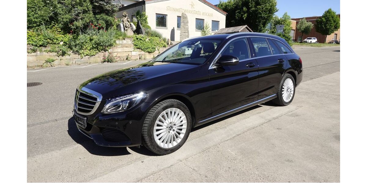Mercedes-Benz C 220 124.972 km 17.990 &euro; Talheim 74388