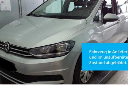 VW Touran 81.585 km 29.230 &euro; Stuttgart-Wangen 70188