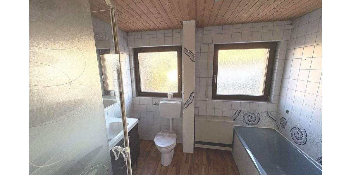 Doppelhaushälfte Schönaich - 5 Zimmer, 121 m&sup2;, 590.000&euro; | Angebot:25704352