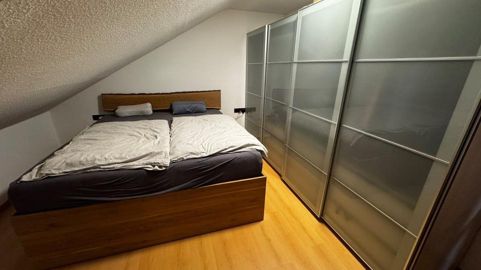Dachgeschoßwohnung Ostfildern - 2 Zimmer, 70 m&sup2;, 750&euro; | Angebot:27595962