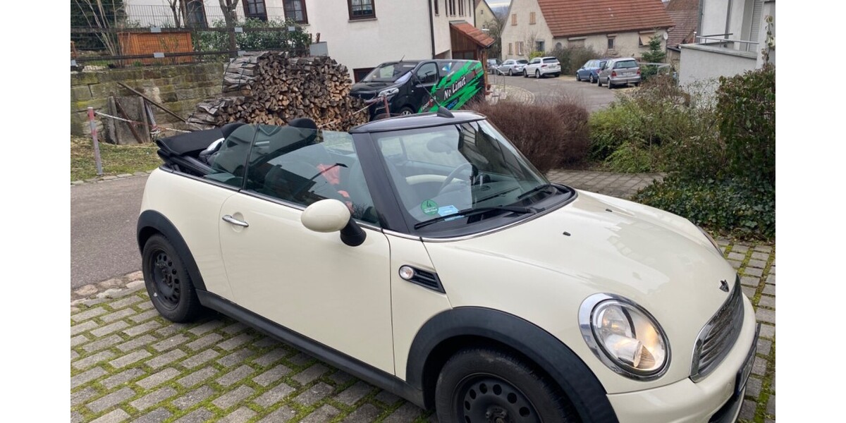 Mini one cabrio 135.000 km 11.000 &euro; Unterensingen 72669
