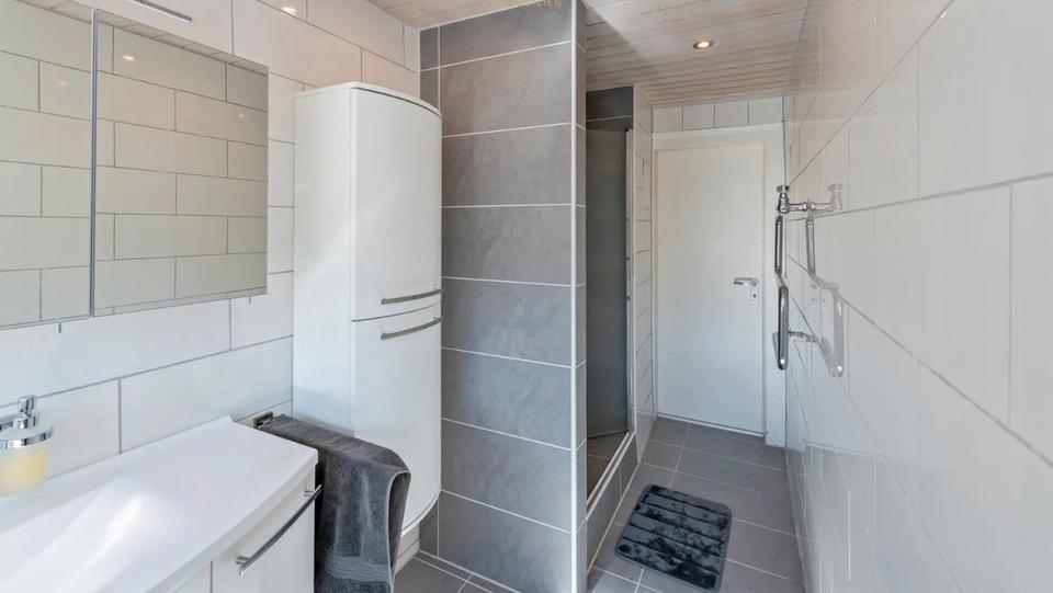 Maisonettenwohnung Stuttgart Vaihingen - 5 Zimmer, 112 m&sup2;, 2.150&euro; | Angebot:27574746