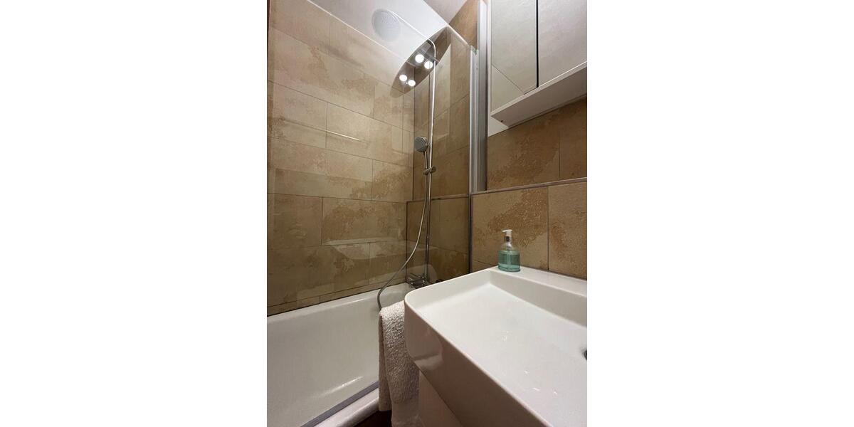 Etagenwohnung Stuttgart Lehen - 1.5 Zimmer, 30 m&sup2;, 900&euro; | Angebot:27574926