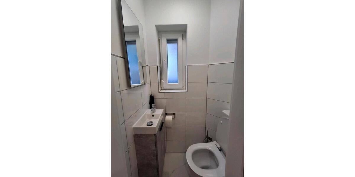 Hochparterre Stuttgart Stuttgart-Ost - 3 Zimmer, 67 m&sup2;, 280.000&euro; | Angebot:24842544