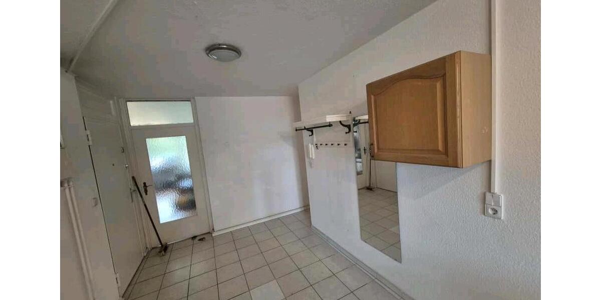 Etagenwohnung Ludwigsburg - 4.5 Zimmer, 95 m&sup2;, 299.900&euro; | Angebot:24709928