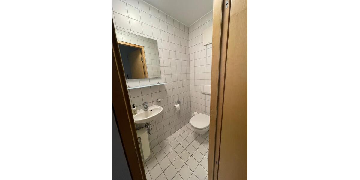 Etagenwohnung Stuttgart Stuttgart-Nord - 2 Zimmer, 81 m&sup2;, 1.500&euro; | Angebot:25145570
