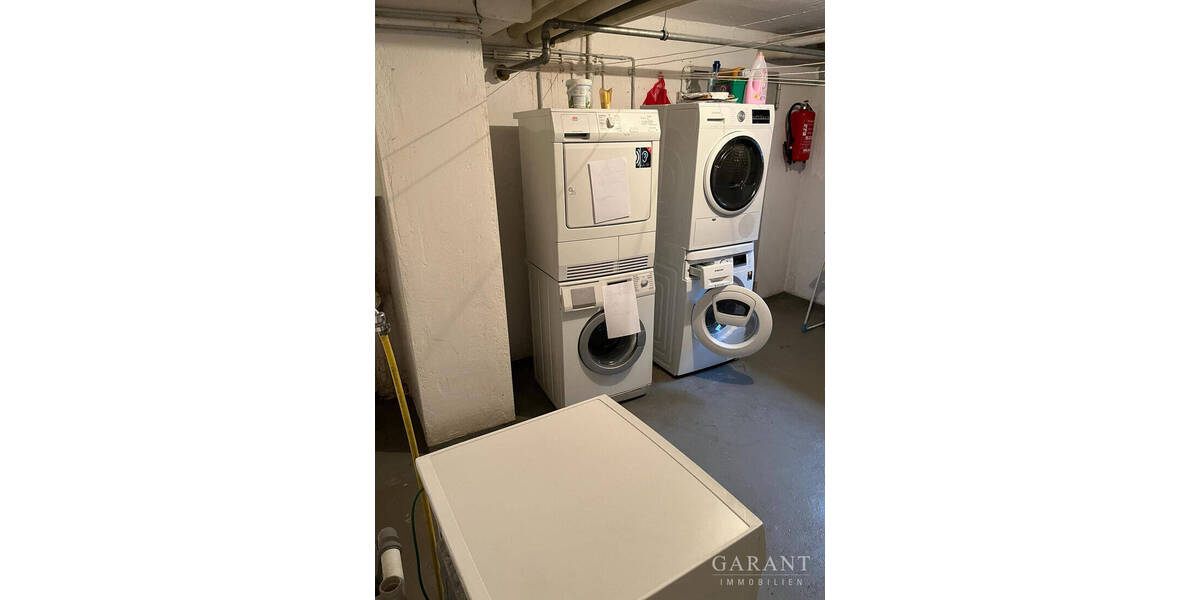 Etagenwohnung Stuttgart Bad Cannstatt - 4 Zimmer, 107 m&sup2;, 1.500&euro; | Angebot:26930193
