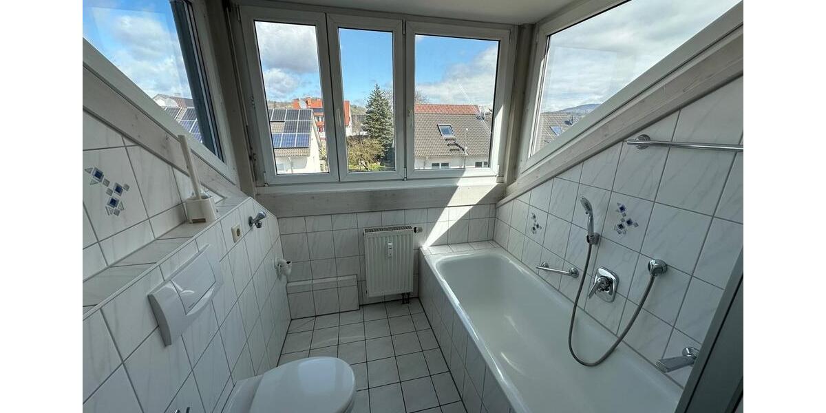 Dachgeschoßwohnung Urbach - 3 Zimmer, 61 m&sup2;, 750&euro; | Angebot:26033381
