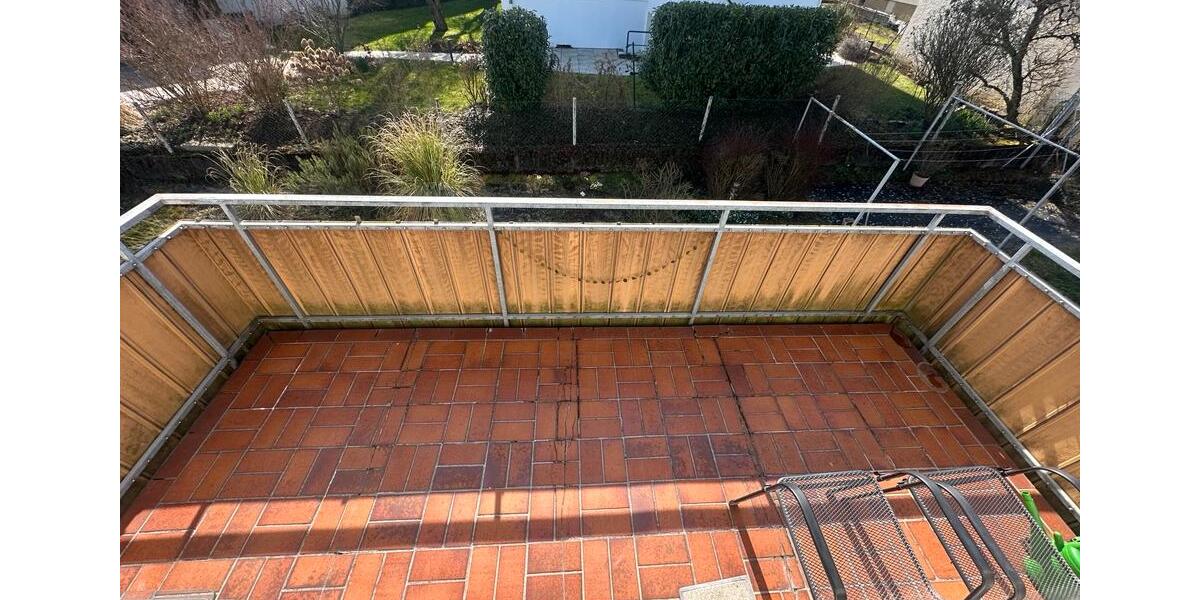 Etagenwohnung Stuttgart Zuffenhausen - 2 Zimmer, 72 m&sup2;, 1.100&euro; | Angebot:24876482