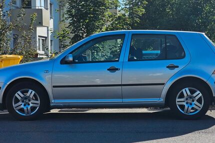VW Golf 300.580 km 1.999 &euro; Waiblingen 71334