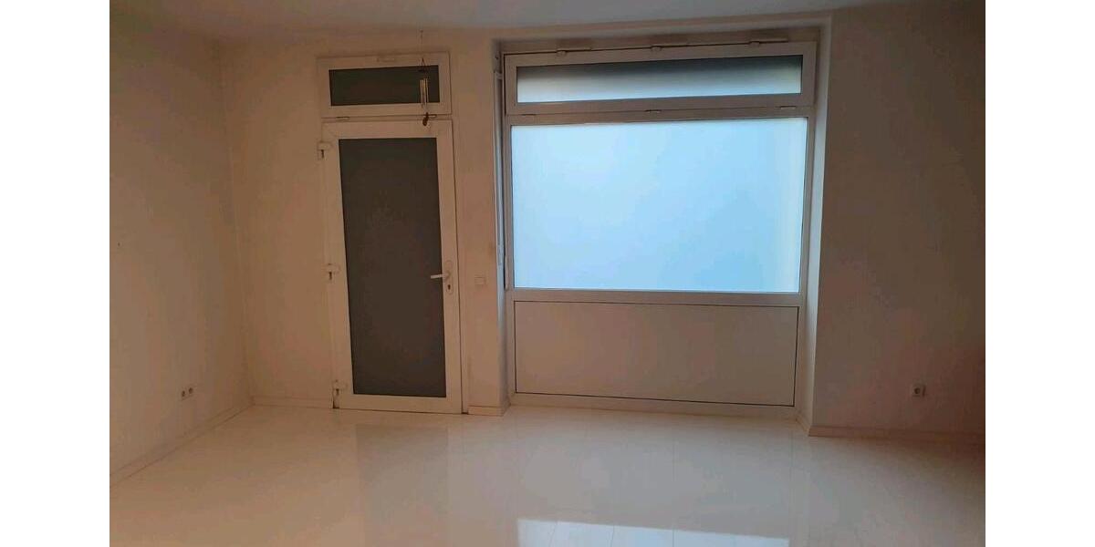 Erdgeschoßwohnung Stuttgart Stuttgart-West - 4 Zimmer, 97 m&sup2;, 1.990&euro; | Angebot:27577608