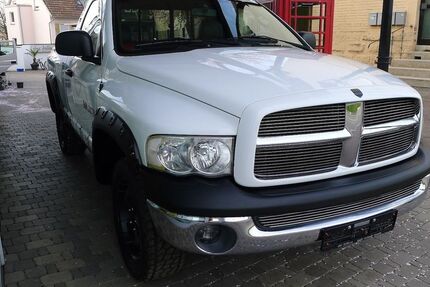 Dodge RAM 229.000 km 10.900 &euro; Heilbronn 74076