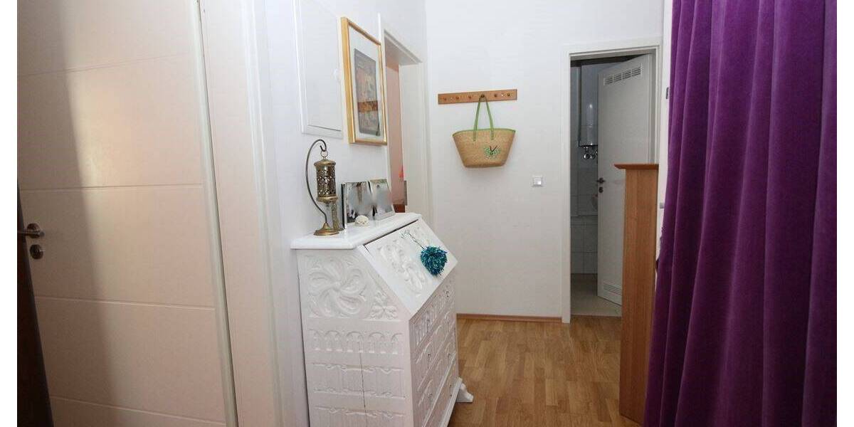 Etagenwohnung Stuttgart Süd - 3 Zimmer, 60 m&sup2;, 330.000&euro; | Angebot:25678496