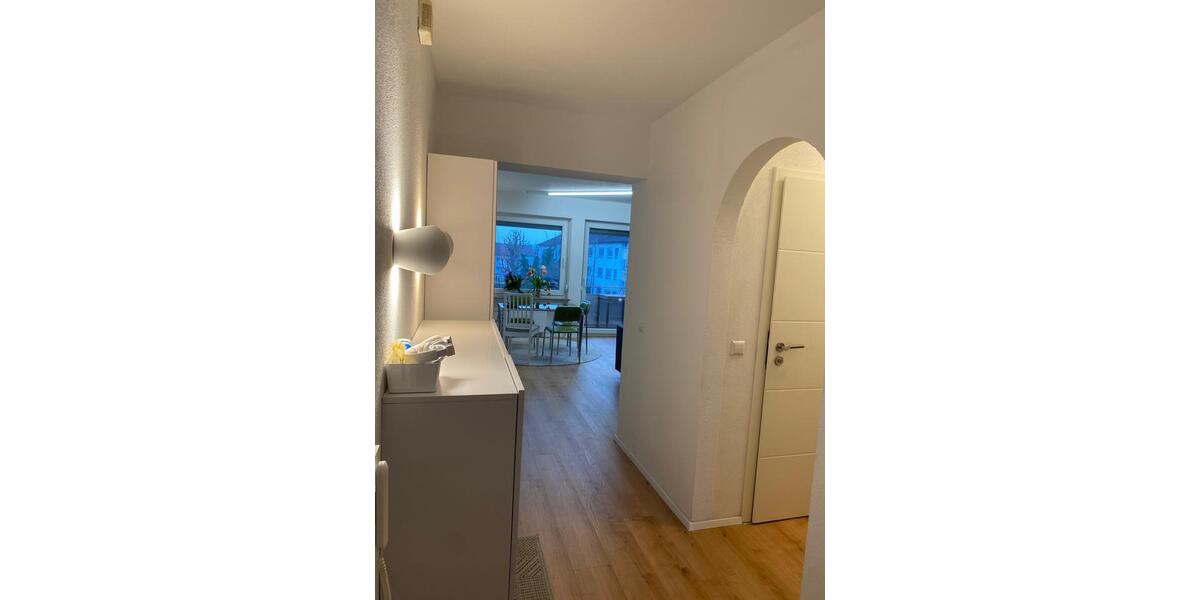 Etagenwohnung Kornwestheim - 2 Zimmer, 79 m&sup2;, 1.290&euro; | Angebot:25451984