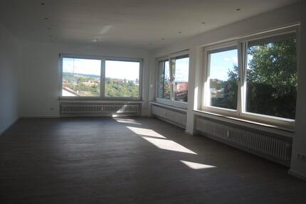 Wohnung Esslingen am Neckar Brühl - 3.5 Zimmer, 124 m&sup2;, 1.700&euro; | Angebot:27547278