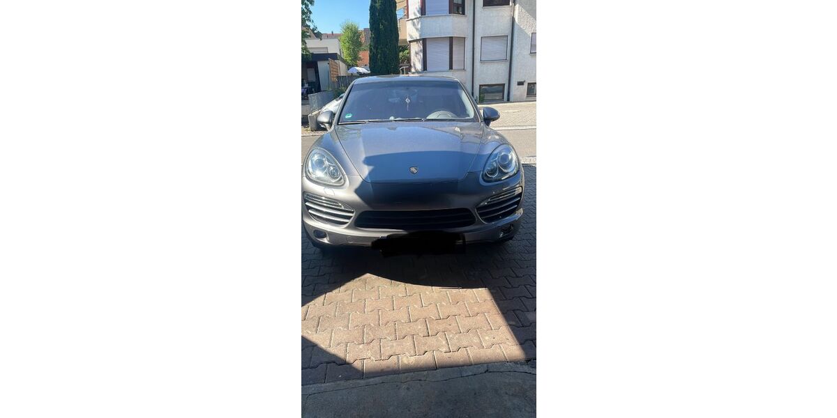 Porsche Cayenne 329.500 km 10.800 &euro; Renningen 71272