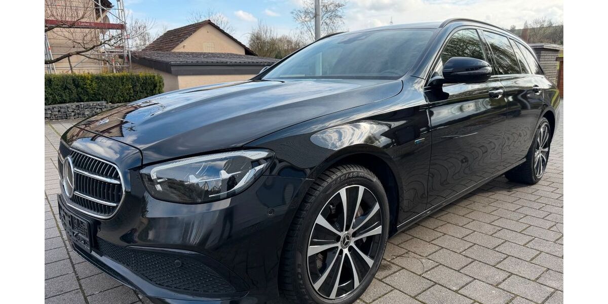 Mercedes-Benz E 300 135.000 km 22.950 &euro; Illingen 75428