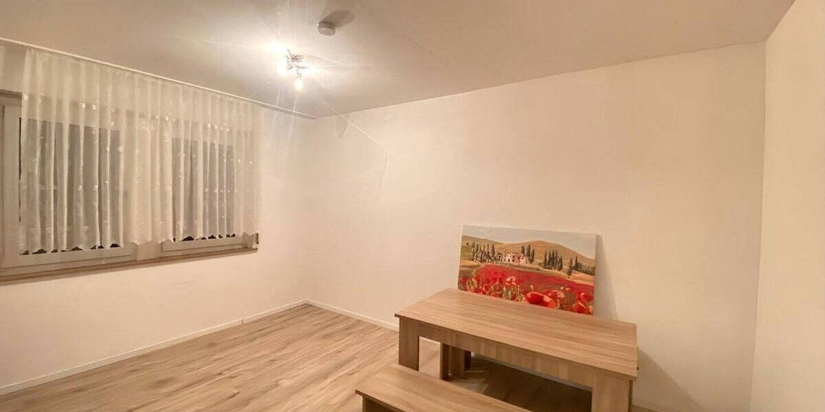 Etagenwohnung Stuttgart Bad Cannstatt - 3 Zimmer, 70 m&sup2;, 230.000&euro; | Angebot:26616916