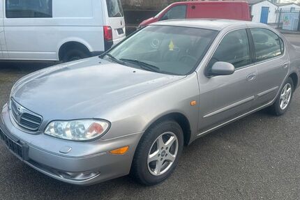 Nissan Maxima 170.000 km 2.200 &euro; Güglingen-Frauenzimmern(bei Heilbronn) 74363