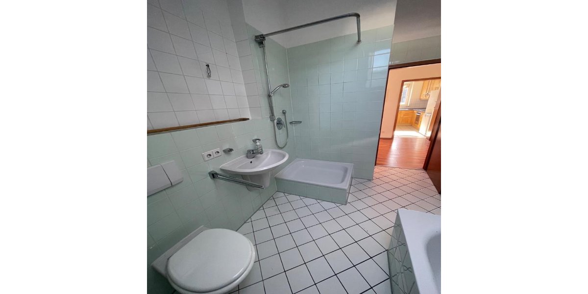 Dachgeschoßwohnung Ludwigsburg - 3 Zimmer, 70 m&sup2;, 369.000&euro; | Angebot:27185767