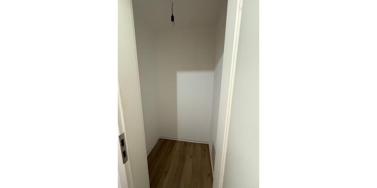 Etagenwohnung Böblingen Dagersheim - 1 Zimmer, 35 m&sup2;, 850&euro; | Angebot:25908021