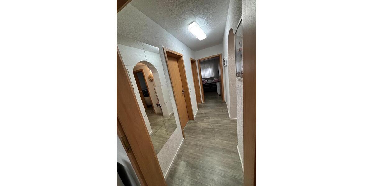 Mehrfamilienhaus, Wohnhaus Großbottwar - 7.5 Zimmer, 197 m&sup2;, 629.000&euro; | Angebot:24393256