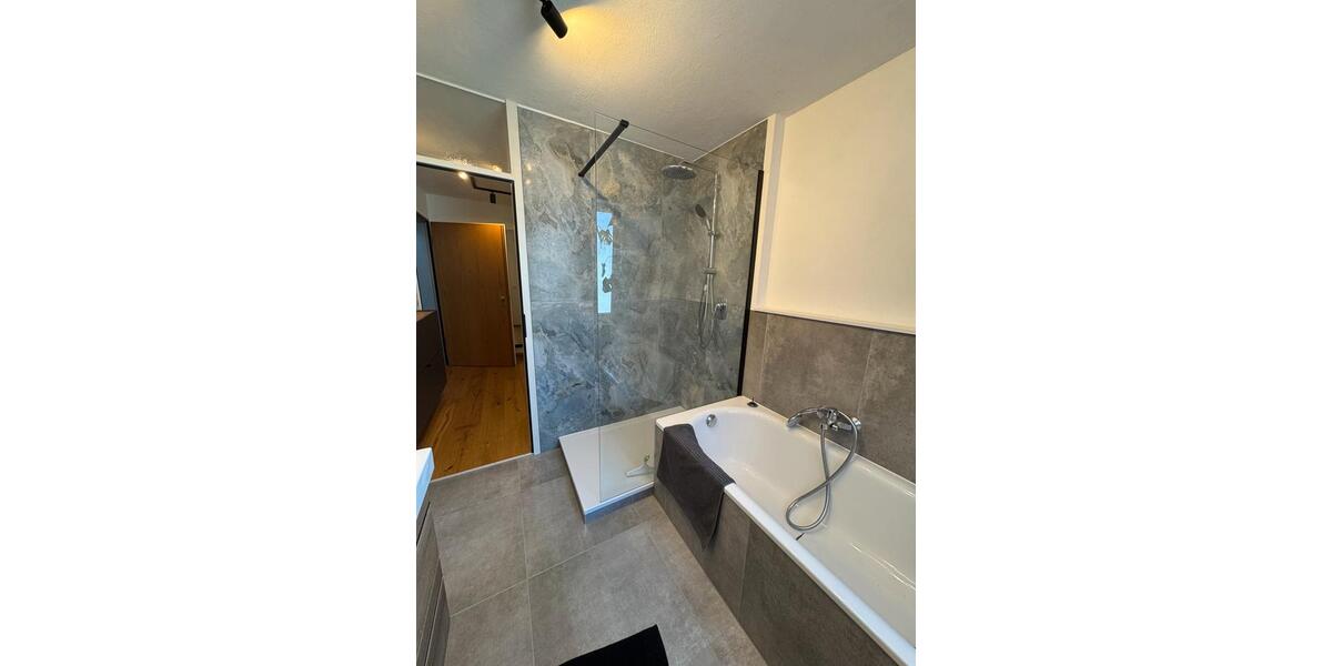 Etagenwohnung Weinstadt - 3 Zimmer, 82 m&sup2;, 1.540&euro; | Angebot:27541916