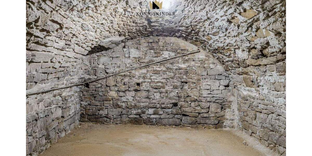 Mehrfamilienhaus, Wohnhaus Remseck Hochberg - 1 Zimmer, 258 m&sup2;, 799.000&euro; | Angebot:25910294