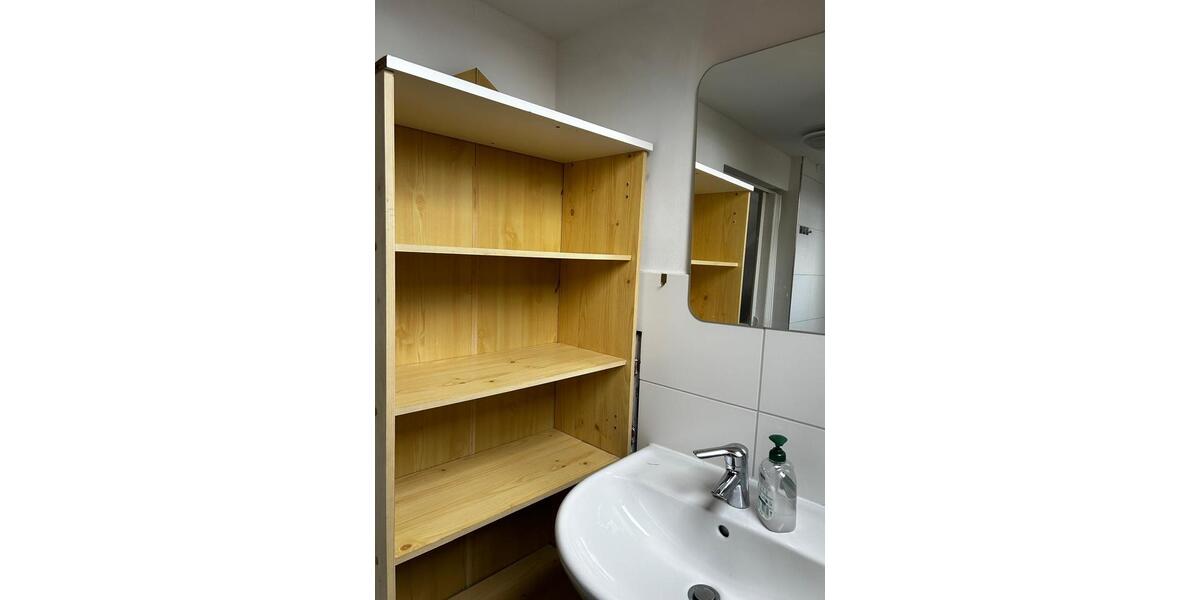 Dachgeschoßwohnung Stuttgart Degerloch - 2 Zimmer, 35 m&sup2;, 650&euro; | Angebot:26227342
