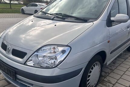 Renault Scenic 166.539 km 1.499 &euro; Schönaich 71101