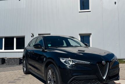 Alfa Romeo Stelvio 129.000 km 23.900 &euro; Illingen 75428