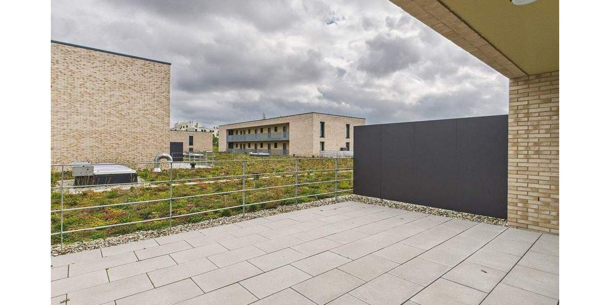 Etagenwohnung Sindelfingen Ost - 2 Zimmer, 73 m&sup2;, 1.360&euro; | Angebot:25669825