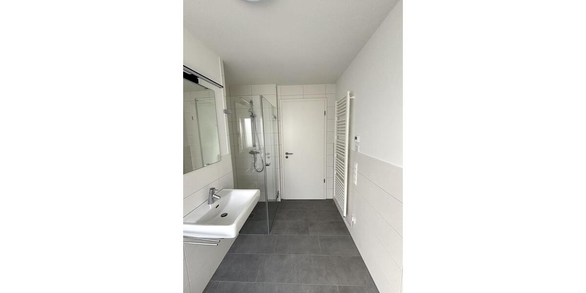 Etagenwohnung Fellbach Oeffingen - 3.5 Zimmer, 72 m&sup2;, 1.300&euro; | Angebot:25362237