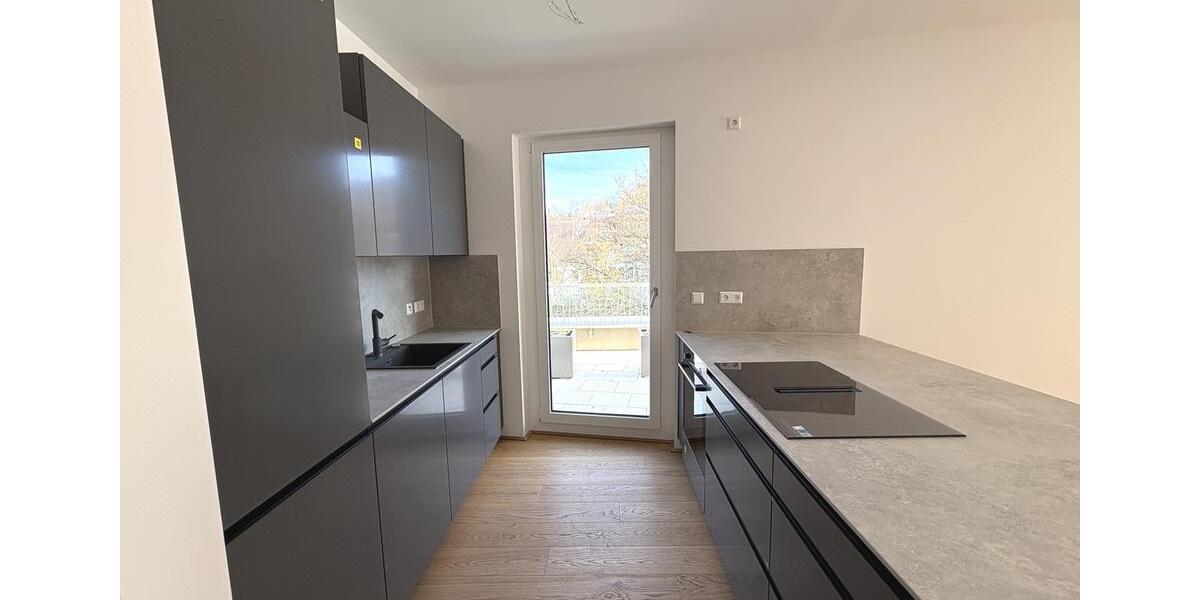 Dachgeschoßwohnung Leonberg - 2 Zimmer, 91 m&sup2;, 1.869&euro; | Angebot:23712852