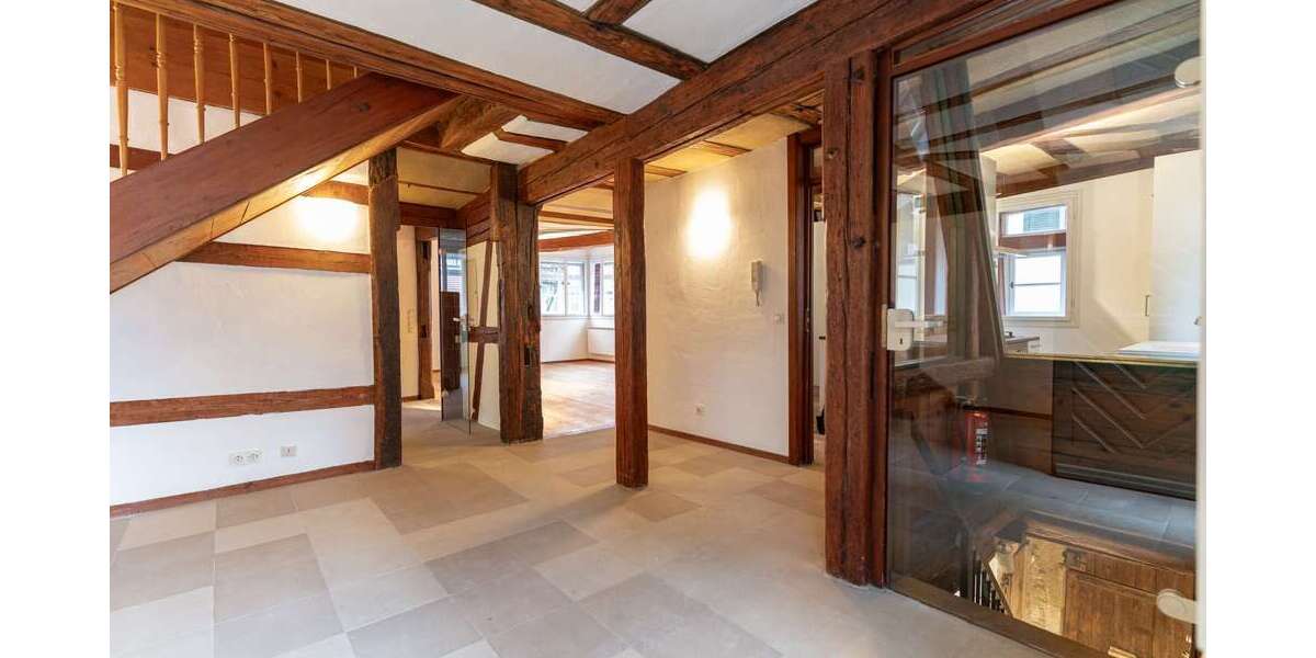 Etagenwohnung Markgröningen - 5 Zimmer, 185 m&sup2;, 1.950&euro; | Angebot:21404987